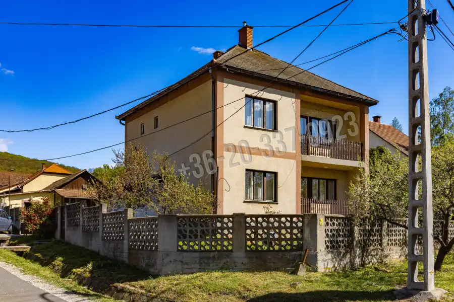 eladó családi ház, Szurdokpüspöki
